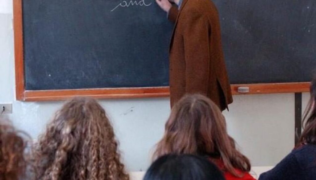 bacio-professore-forli-1675189243665.jpg