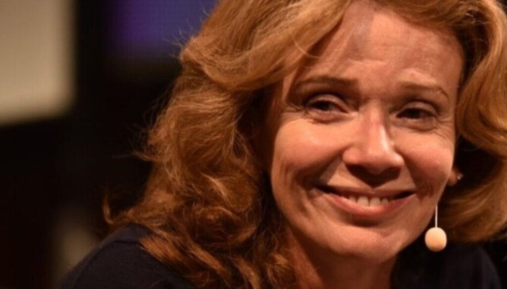 Sandra-Savaglio.jpeg Sandra-Savaglio.jpeg