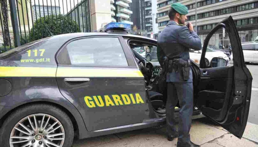 guardia-di-finanza.jpg guardia-di-finanza.jpg