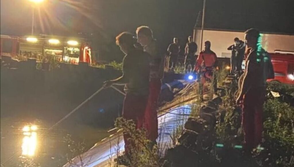 1689240082_manfredonia-bambini-morti-vasca-irrigazione-1231x768-1.jpeg 1689240082_manfredonia-bambini-morti-vasca-irrigazione-1231x768-1.jpeg