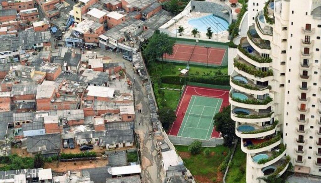 Paraisopolis.jpg