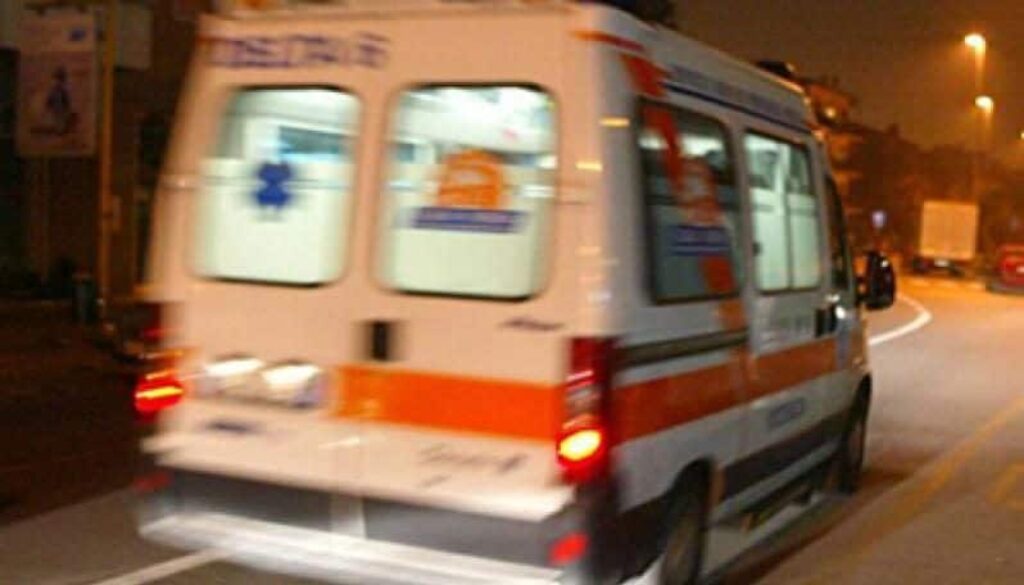 ambulanza-notte.jpg