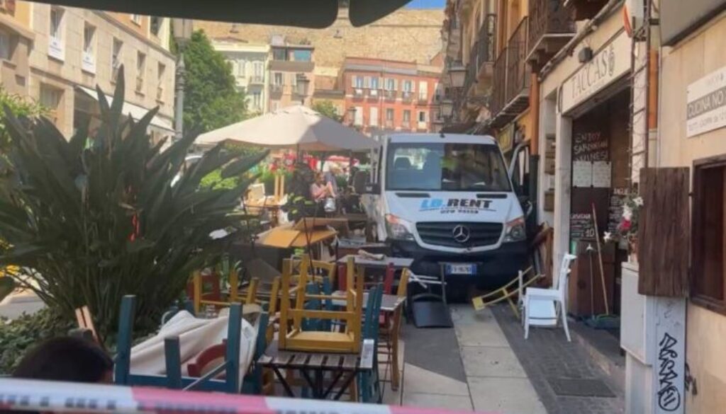 furgone-cagliari.jpg