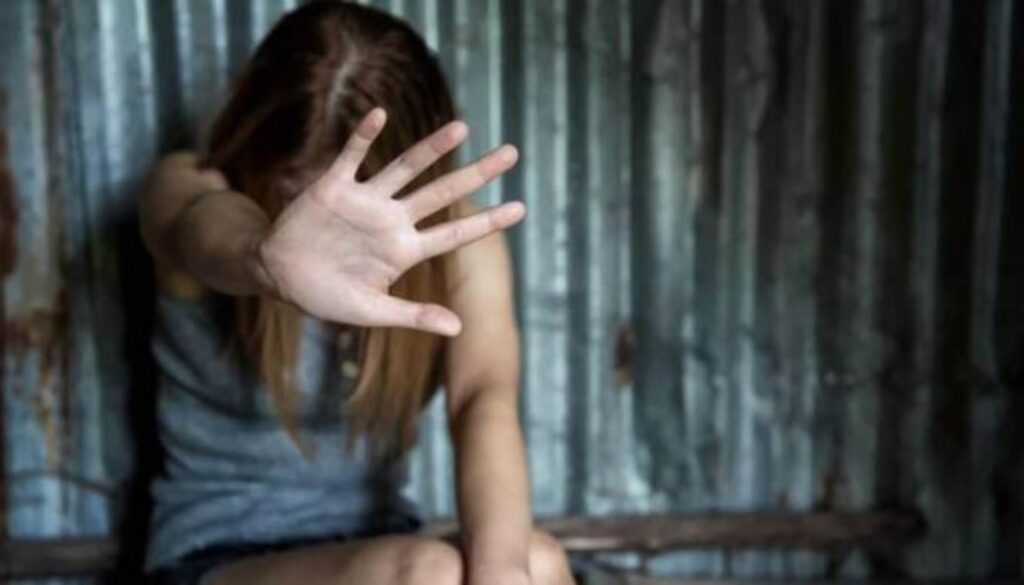 abuso-violenza-minorenne-1050x590-1.jpeg