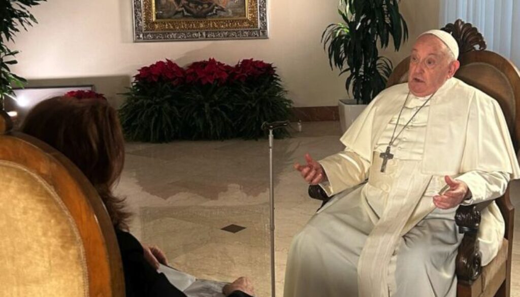 intervista-al-papa.jpg intervista-al-papa.jpg