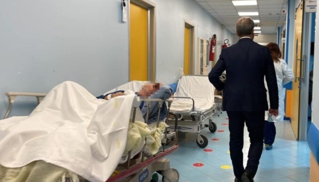 ospedale-corsia.jpeg ospedale-corsia.jpeg