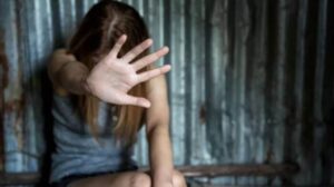 abuso-violenza-minorenne-1050x590-1.jpeg