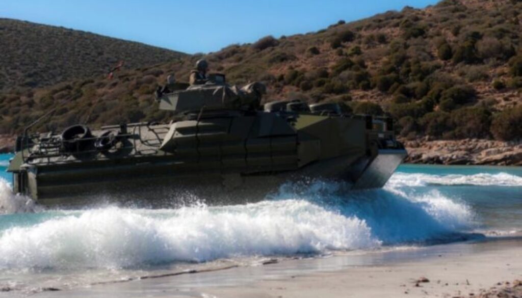 blindato-esercito-italiano-esercitazione.jpg