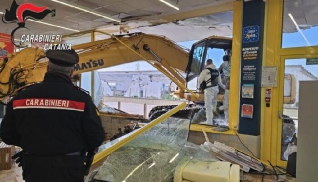 colpo-eurospin.jpg colpo-eurospin.jpg