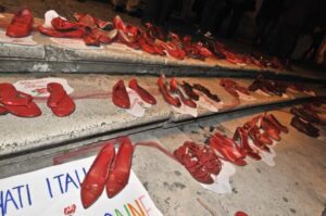 scarpe-rosse-violenza-donne.jpg