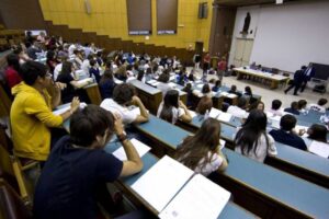 scuola-universita.jpg