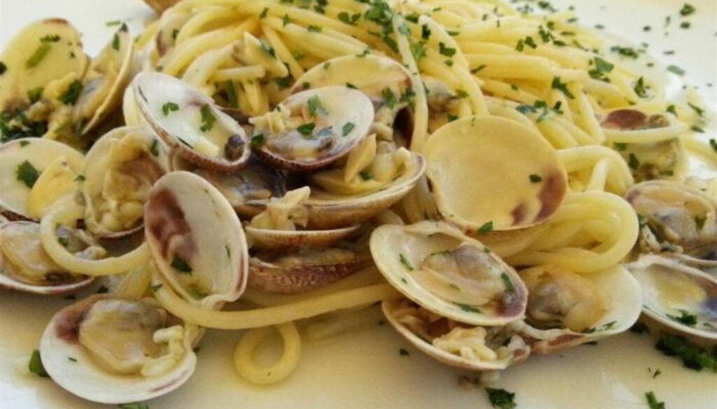 spaghetti-vongole.jpg spaghetti-vongole.jpg