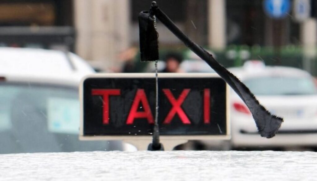 taxi-con-lutto.jpg